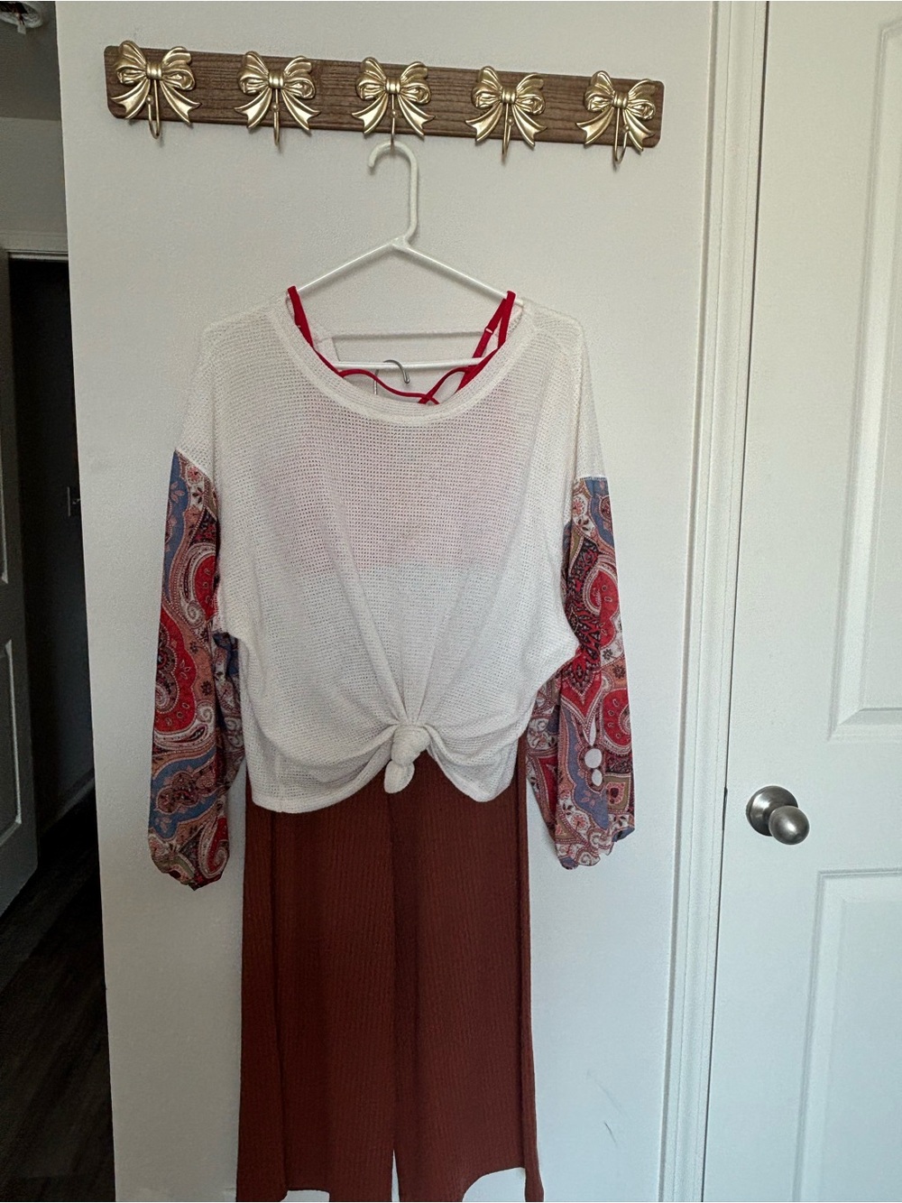 Boutique White Knit Top with Red Paisley Sleeves, Strappy bra, matching pant set